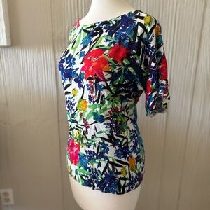 Cable & Gauge Floral Print Short Sleeve Women's Top Size Small